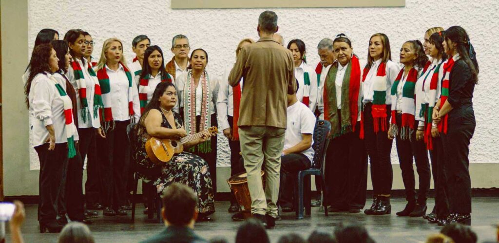 Coro Senior "Miguel Ángel Espinel"