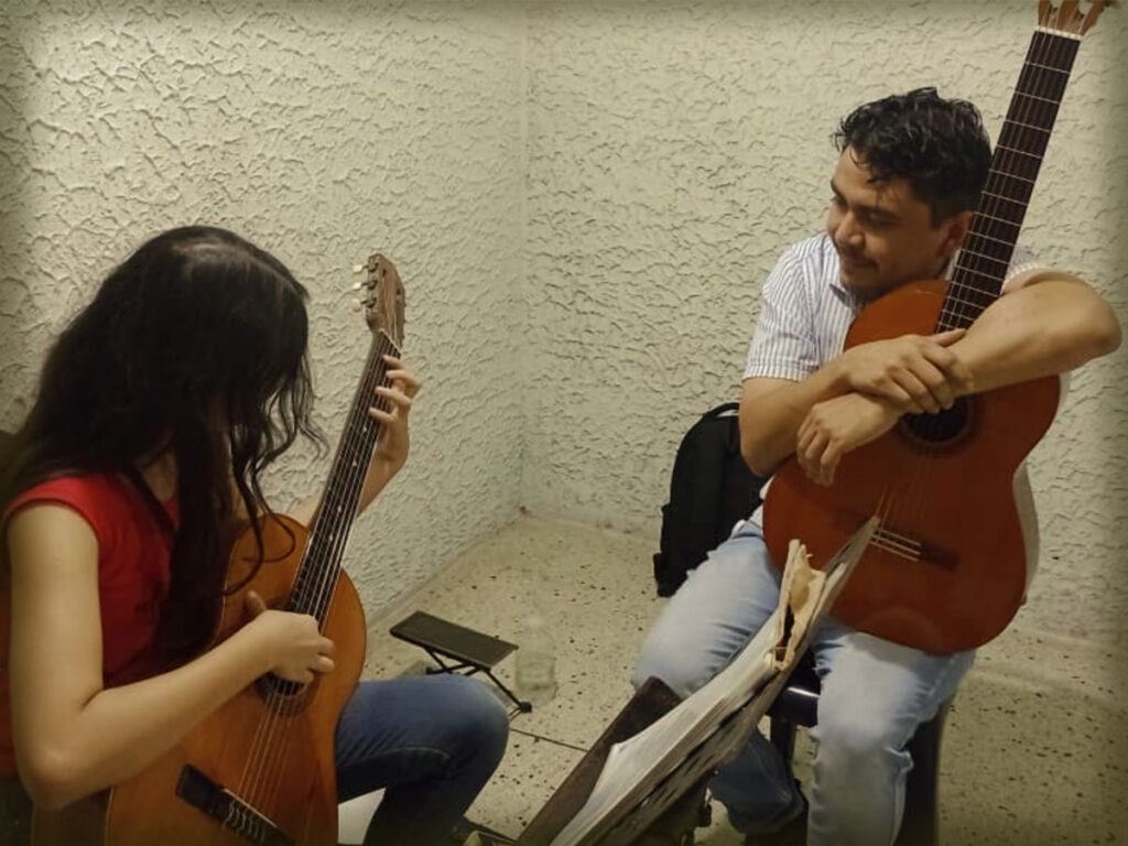 Guitarra Luis Vargas