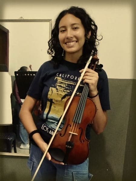 Jennifer Flores