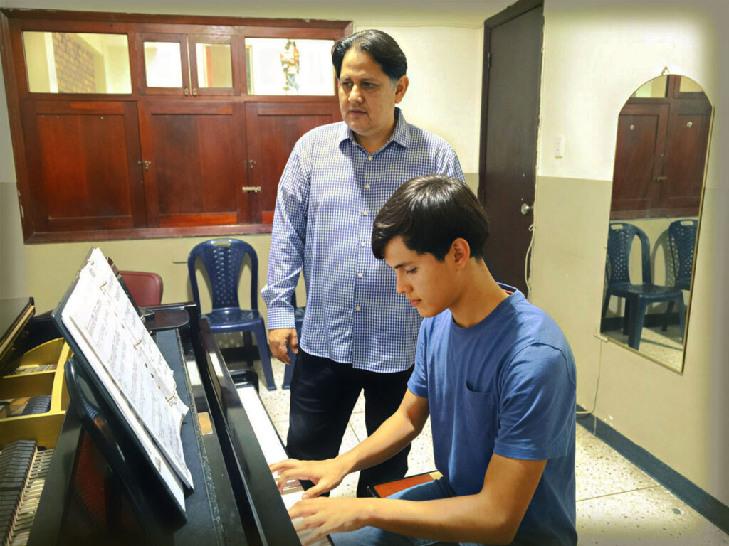 Cátedra de Piano Carlos Cuenca